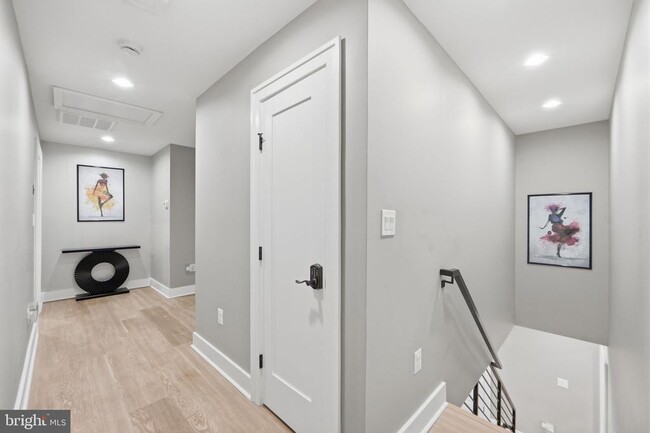 Building Photo - 6314 Barrs Ln