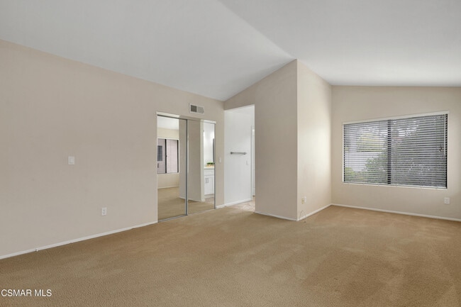 Building Photo - 26869 Cold Springs St