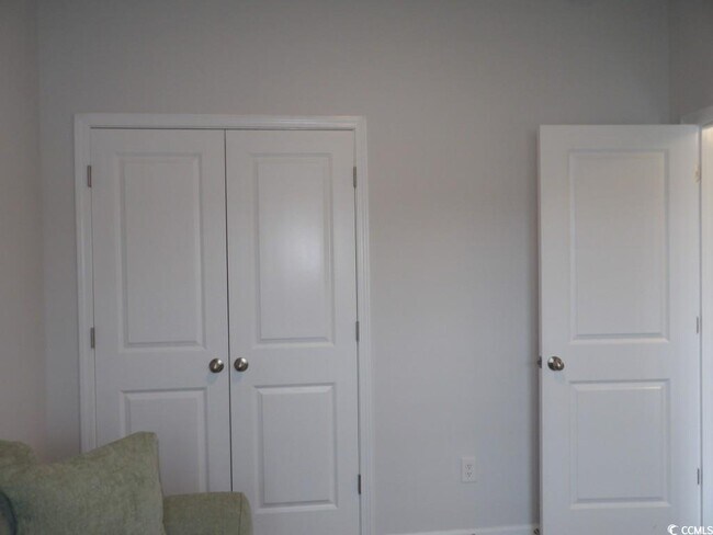 Building Photo - 119 Arnette Dr