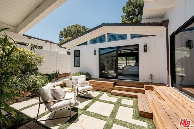 Building Photo - 23701 Harbor Vista Dr