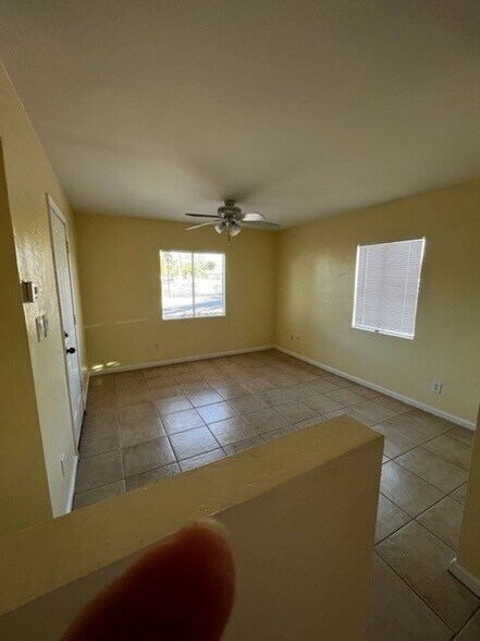 Building Photo - 2745 E Willetta St