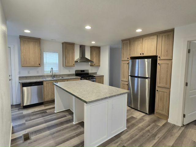 Building Photo - 4650 E Carey Ave