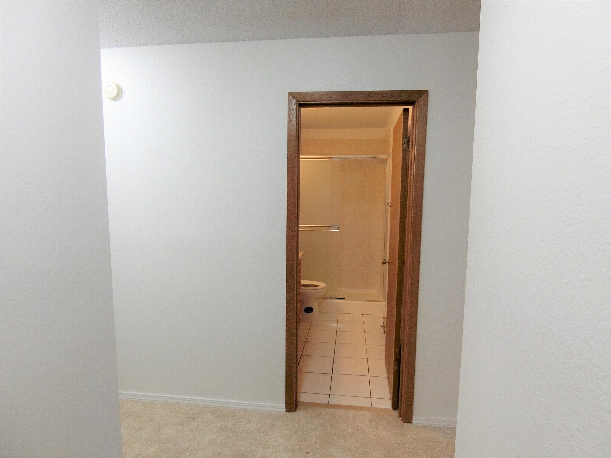 Building Photo - 5842 NE 75th St