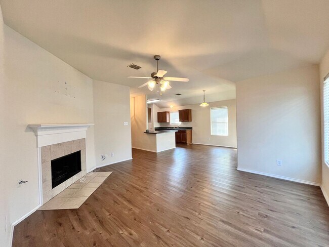 Building Photo - Cozy Home in Remington Point Neighborhood