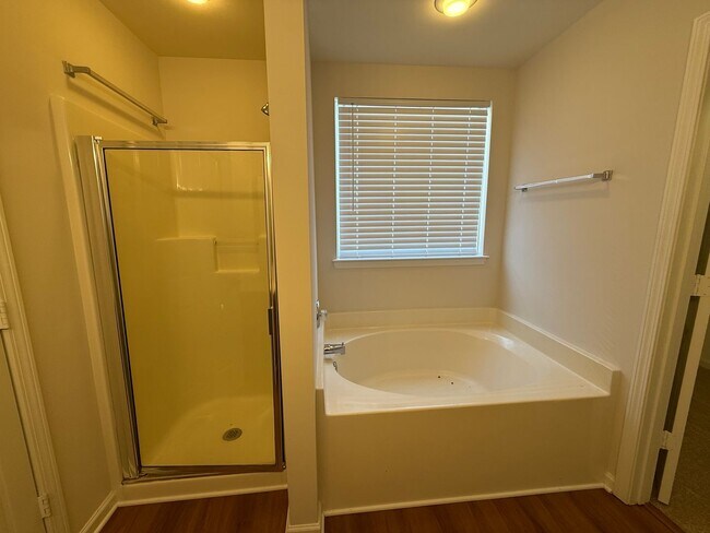 Building Photo - 4BR/2.5 BA Home in Monroe