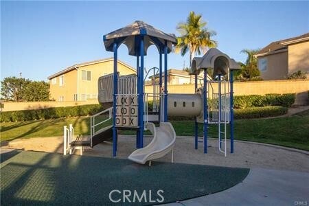 Building Photo - 16401 Visions Dr