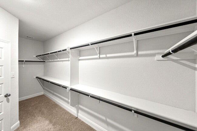 Building Photo - Pools, Waterslides, Fitness Center, Fishing, Splash Pad and MORE!