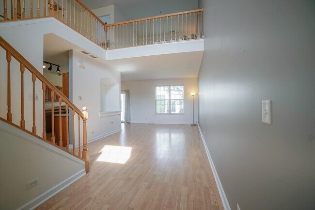 Building Photo - 553 Telluride Dr