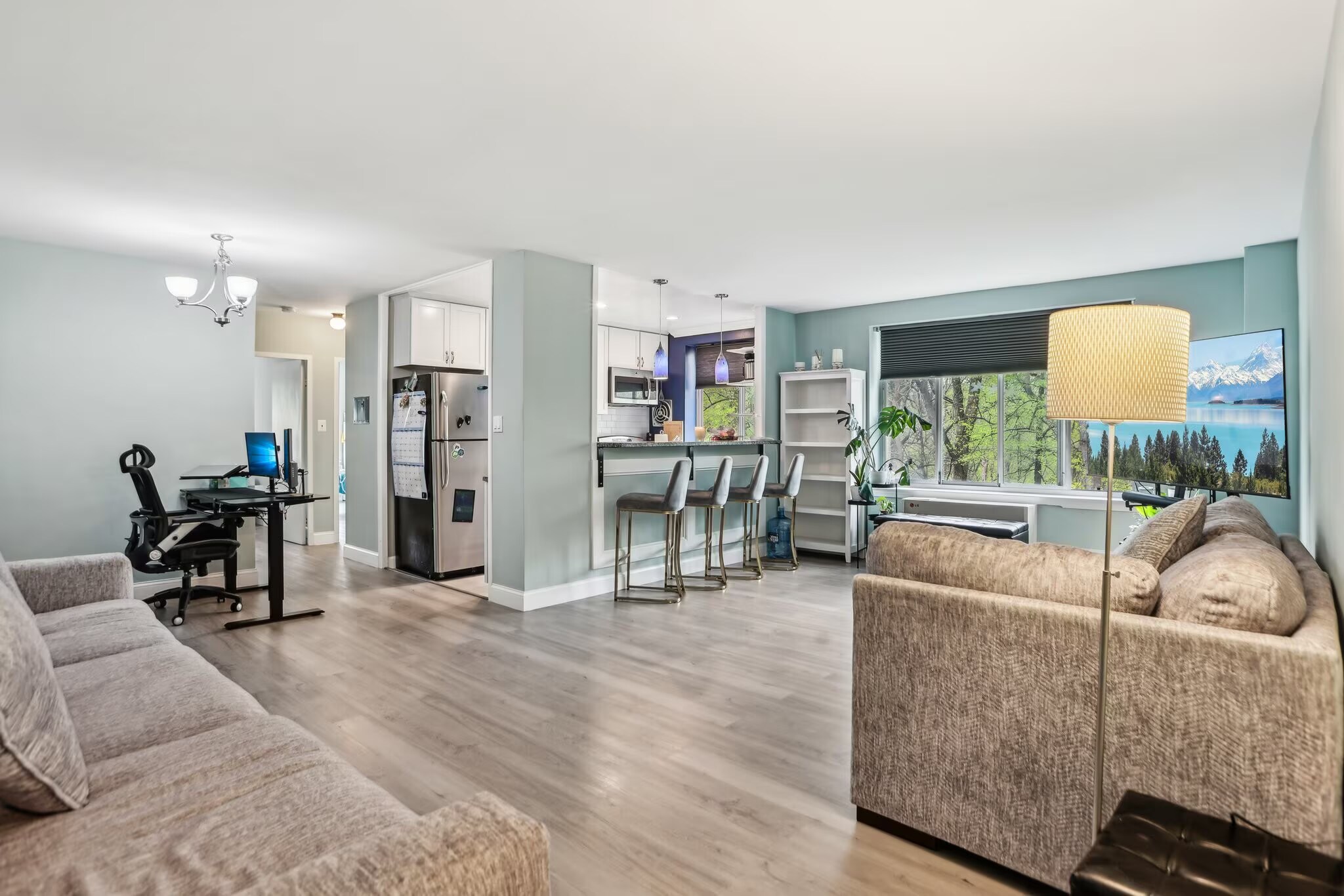 Living Area - 4100 W St NW