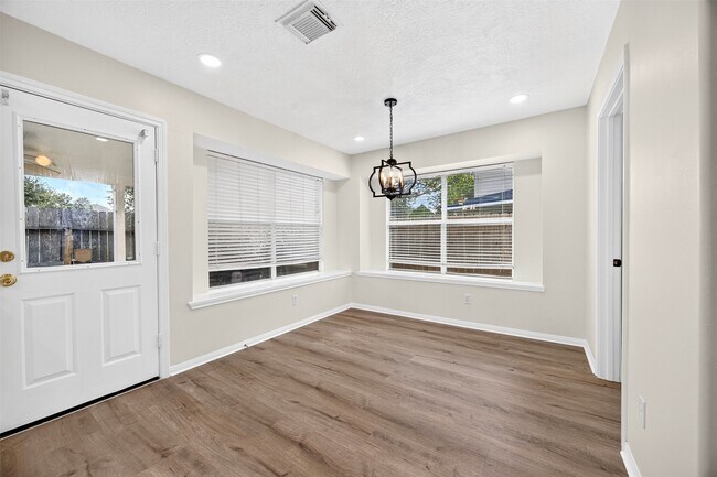Building Photo - 17243 Valemist Ct