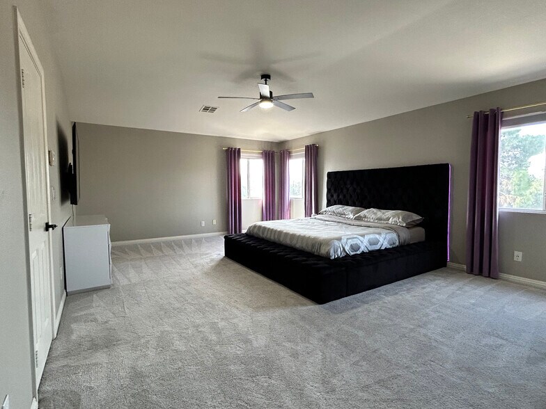 Building Photo - 2998 Clarity Ct