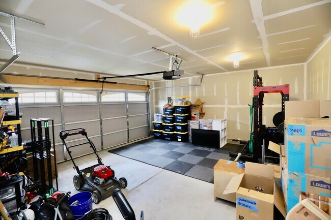Building Photo - 1029 Bermuda Cedar Ln