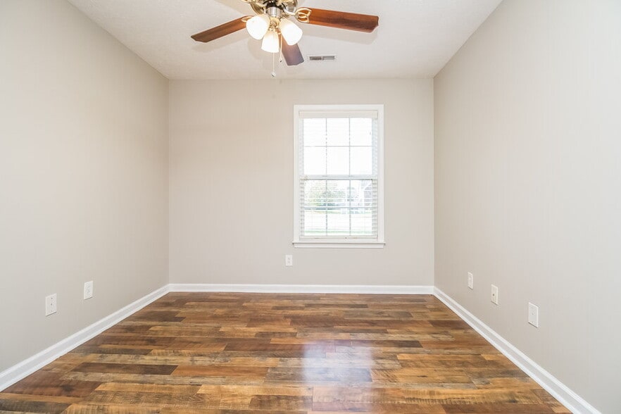 Building Photo - 406 Indian Park Dr
