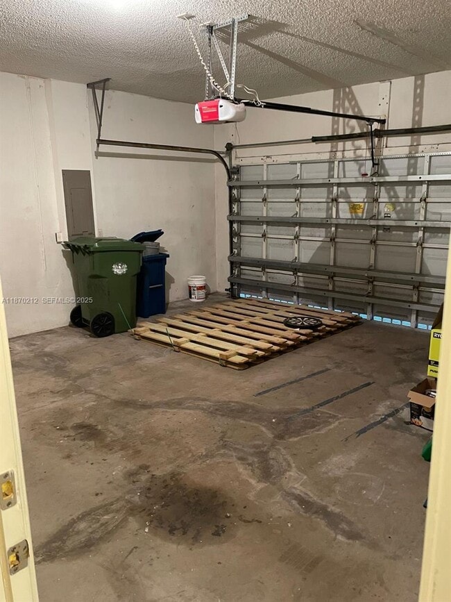 Building Photo - 784 Chimney Rock Rd