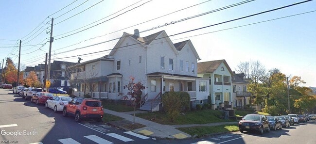 Primary Photo - 446 Quincy Ave