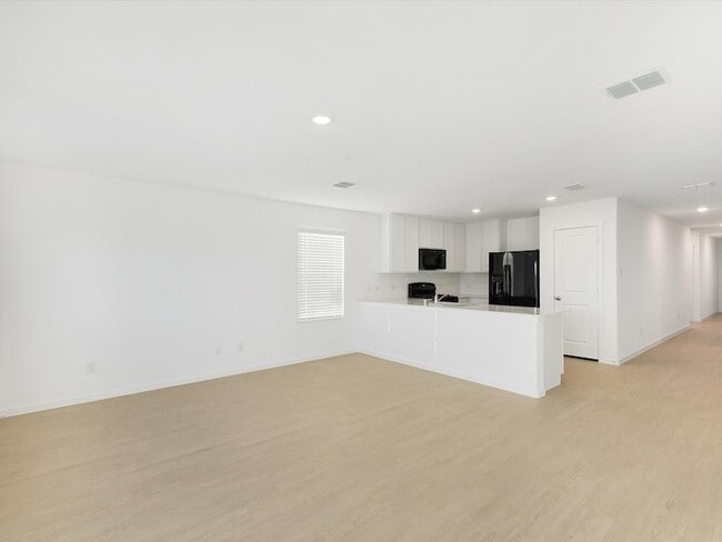 Building Photo - 1609 Baugh St