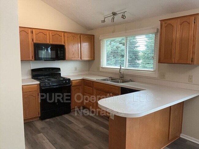 Building Photo - 6408 N 79th Ave
