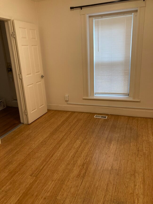 24-1 First Bedroom - 24 Eden St