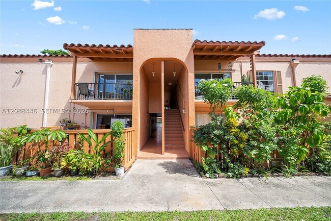 Building Photo - 7105 Miami Lakes Dr