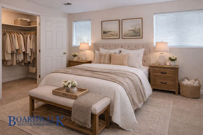 Building Photo - Beautiful 6 Bedroom Home in Sandy!