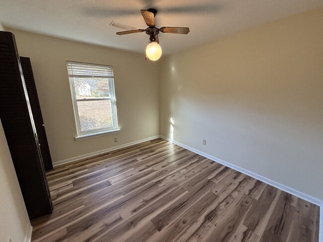 Building Photo - 761 Bob Hall Rd