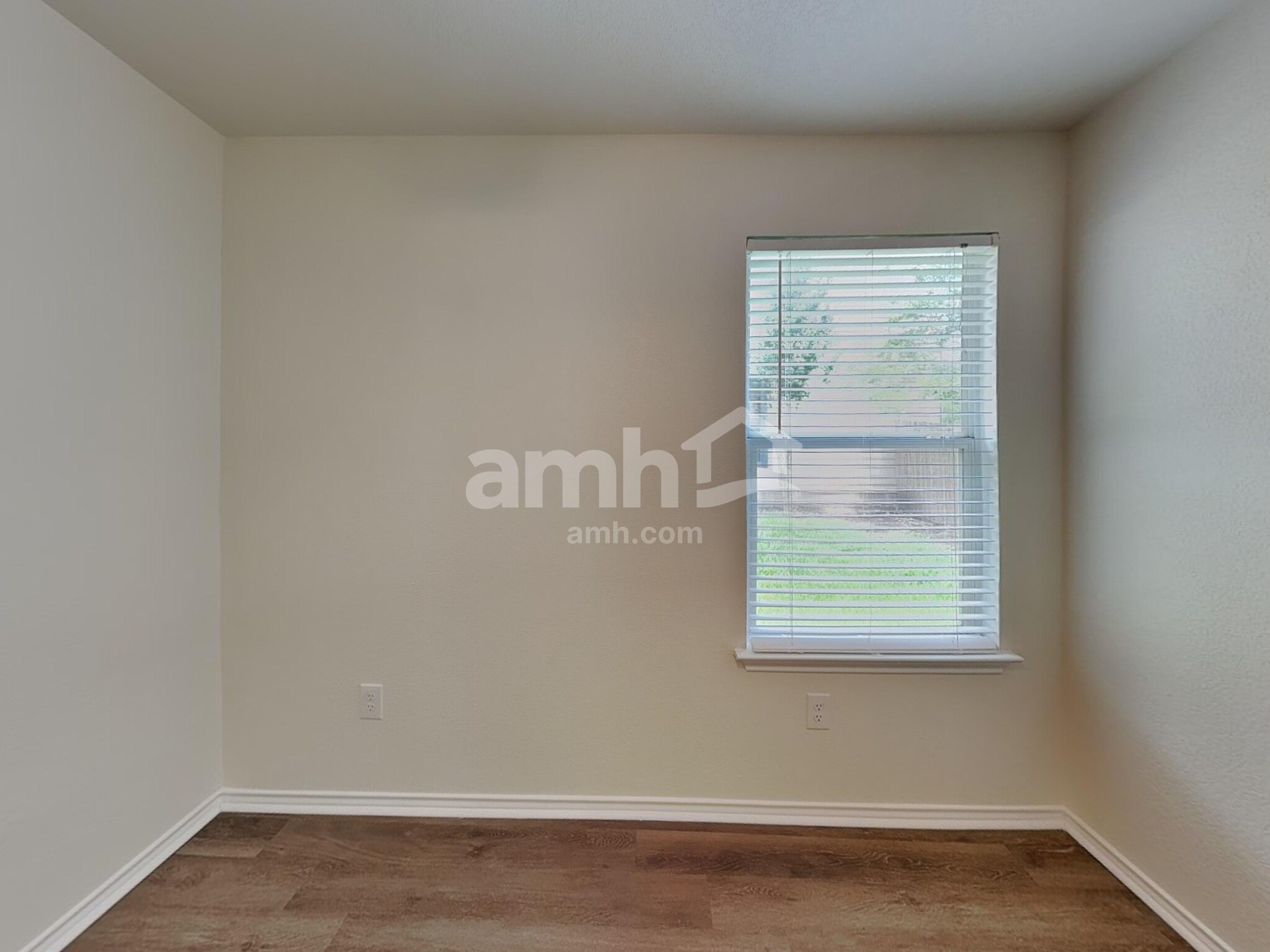 Building Photo - 6112 Fred Couples