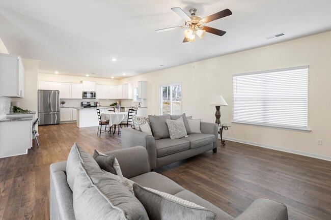 Building Photo - 4140 Bentwood Cove Dr