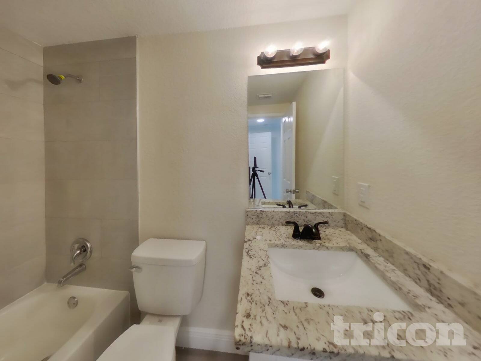 Building Photo - 15936 Winding Dr