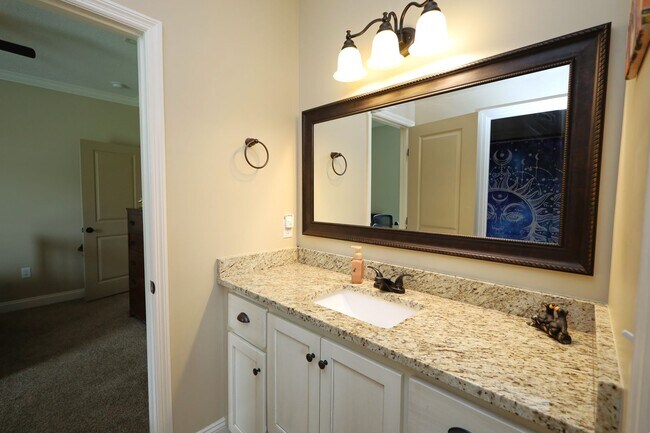 Building Photo - 3905 Crusader Ct