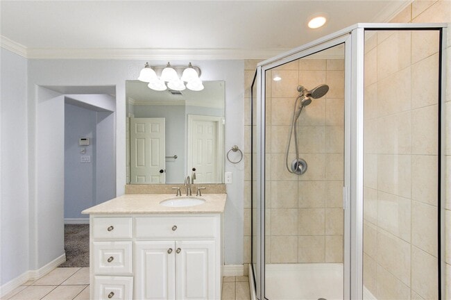 Building Photo - 4340 Lake Walk Ct