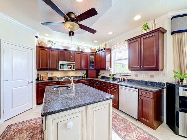 Building Photo - 11251 SW Springtree Terrace