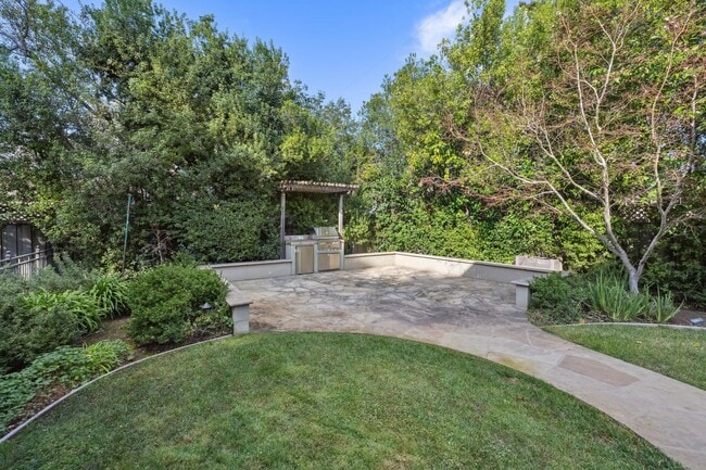 Building Photo - 7BR / 6BA Los Altos Home with Elevator, 3-Car Garage & EV Charging