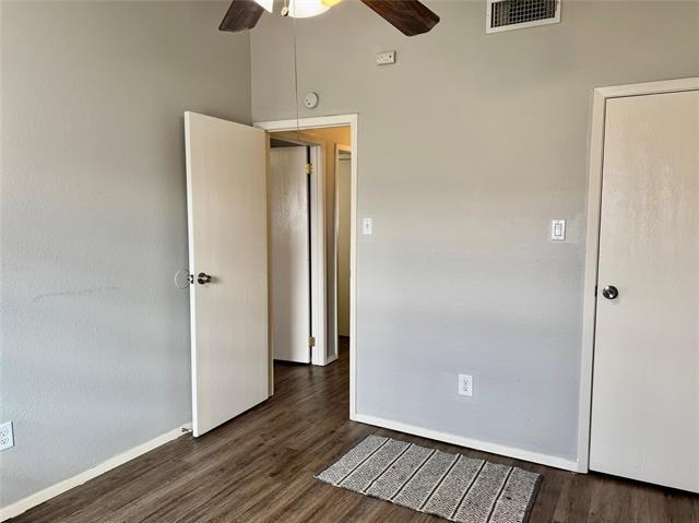 Building Photo - 1429 Walters Dr