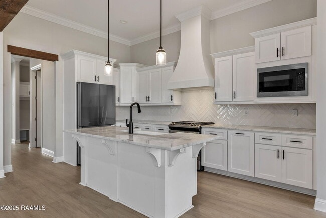 Building Photo - 109 Easy Rock Landing Dr