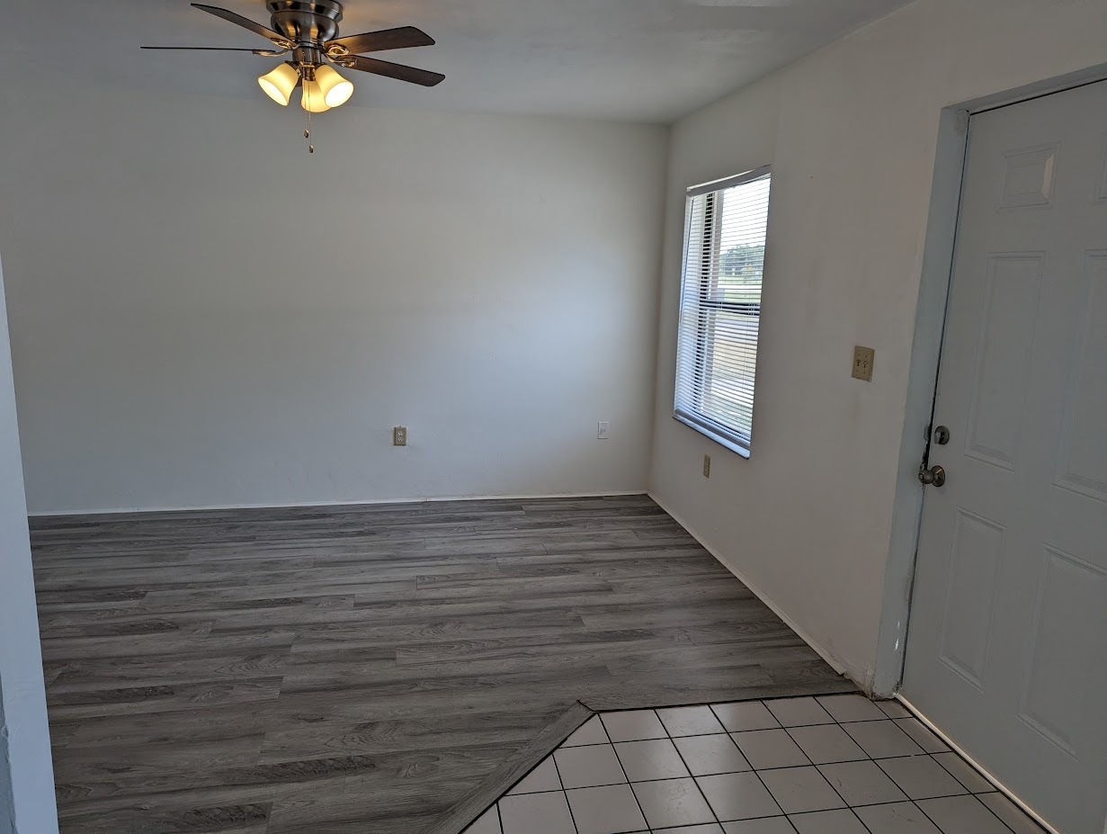 Building Photo - 3600 SW 23rd St