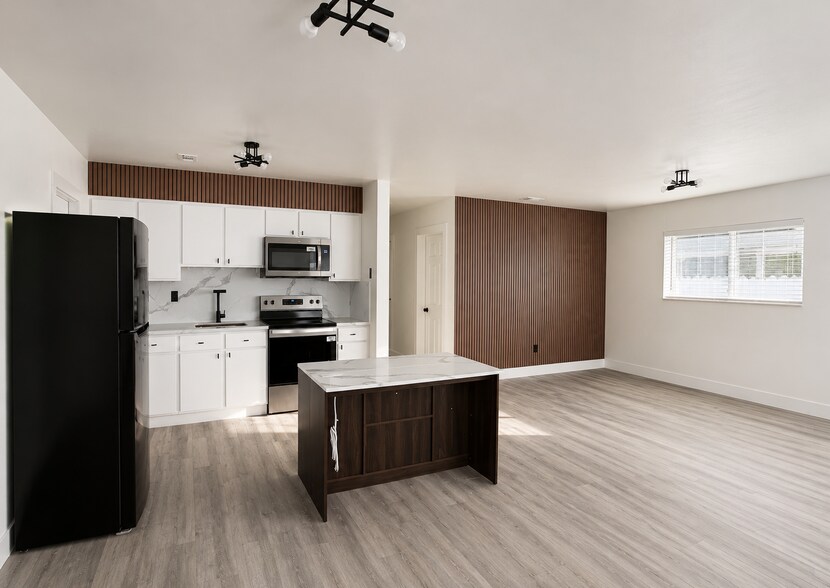Building Photo - 2126 NW 47th Ter