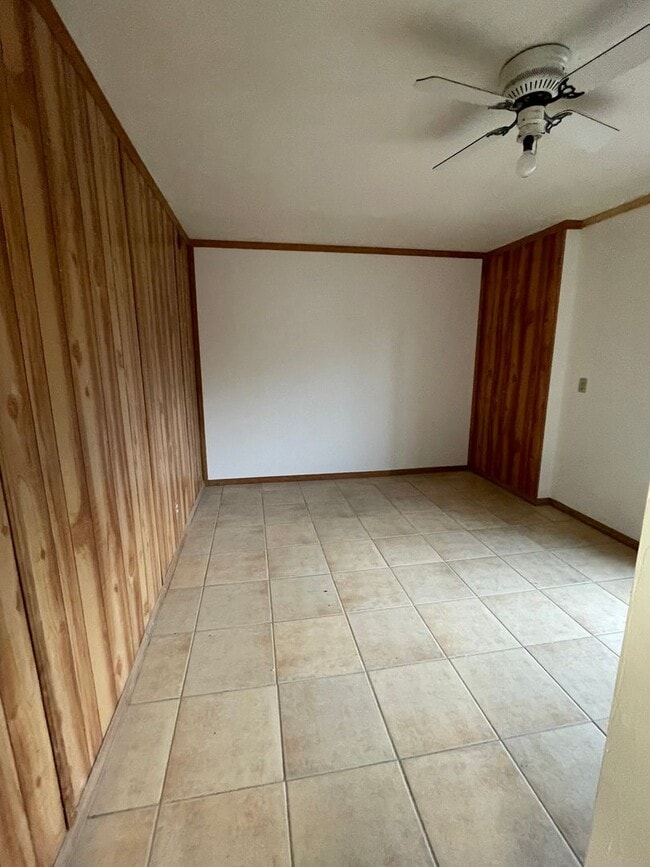 Building Photo - 6480 N Star Ln