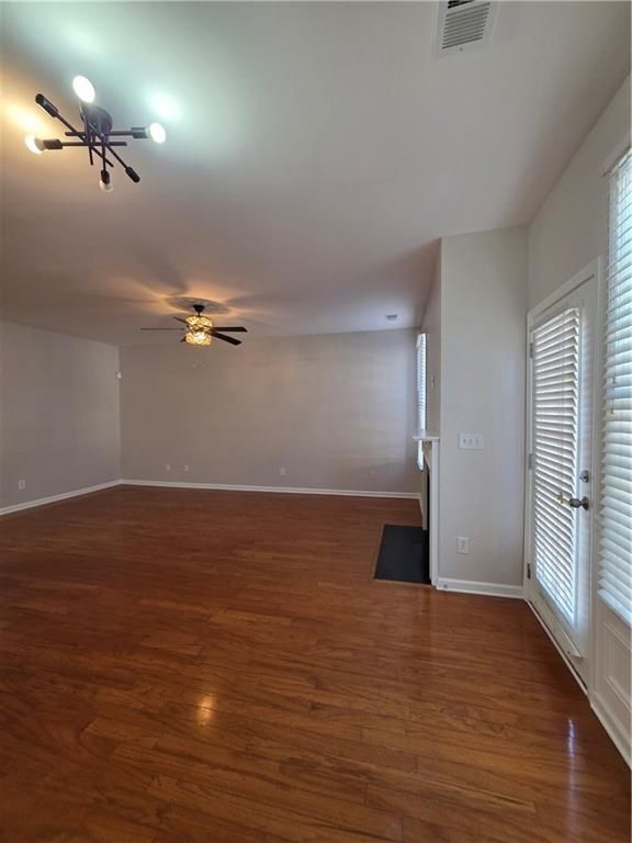 Building Photo - 3090 Branham Dr