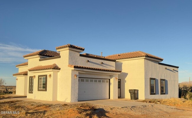 Building Photo - 5466 Buffalo Creek Dr