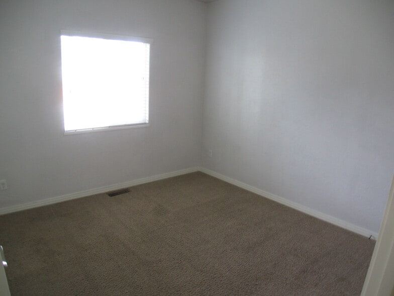 Building Photo - 3121 Dublin Way