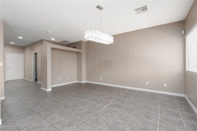 Building Photo - 5432 N Roaring Surf Dr