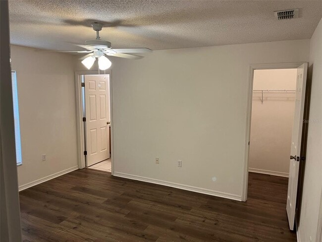 Building Photo - 1177 Jade E Ln