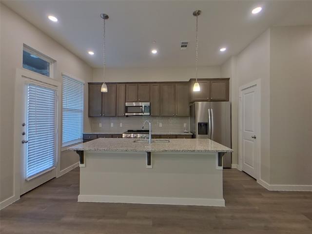 Building Photo - 5468 Sandstone Dr