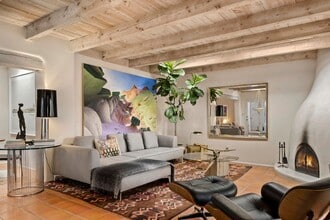 Building Photo - 303 Calle Loma Norte