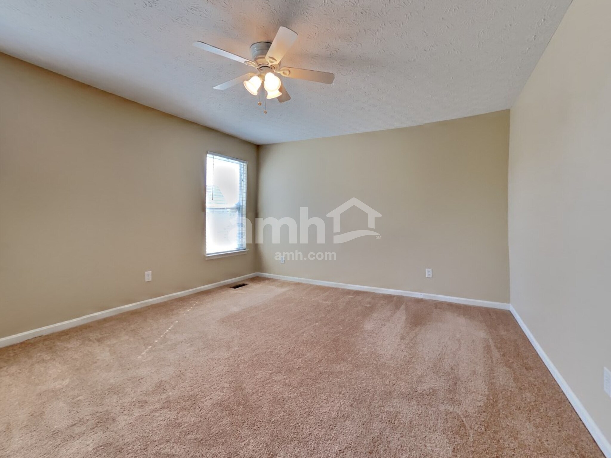 Building Photo - 2106 Prairie Clover Dr