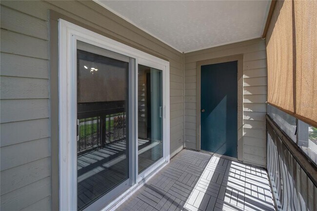 Building Photo - 9100 Dr M.L.K. Jr St N