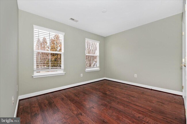 Building Photo - 3907 Braveheart Cir