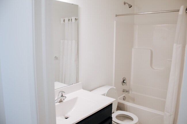 Building Photo - 8173 Haley Ct