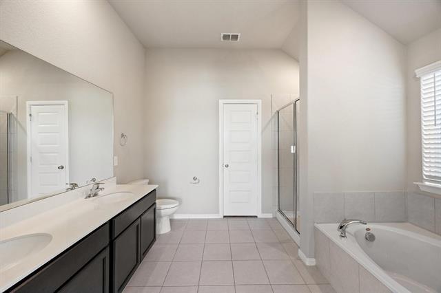 Building Photo - 4805 Cleves Ave