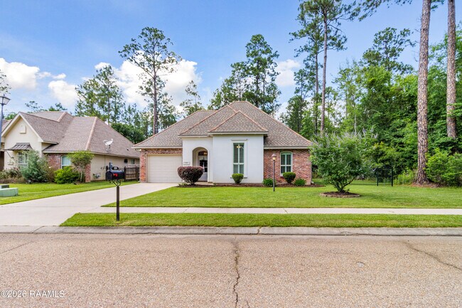 Building Photo - 500 Bateleur Way